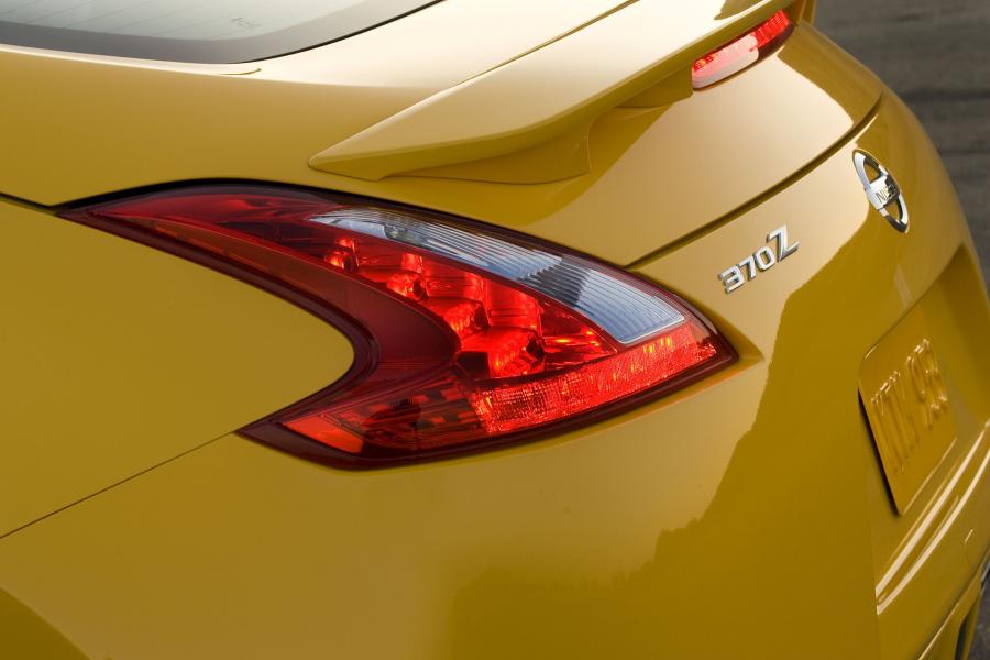  Nissan 370Z 2009 года  (фото 145 из 192)